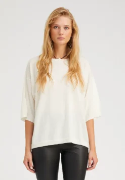 Boxy T-Shirt in Chalk