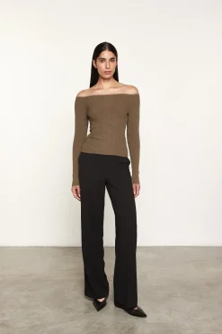 Crepe Resort Pant in Black