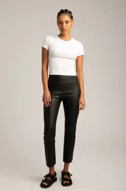Cropped Flare Leather Leggings in Black