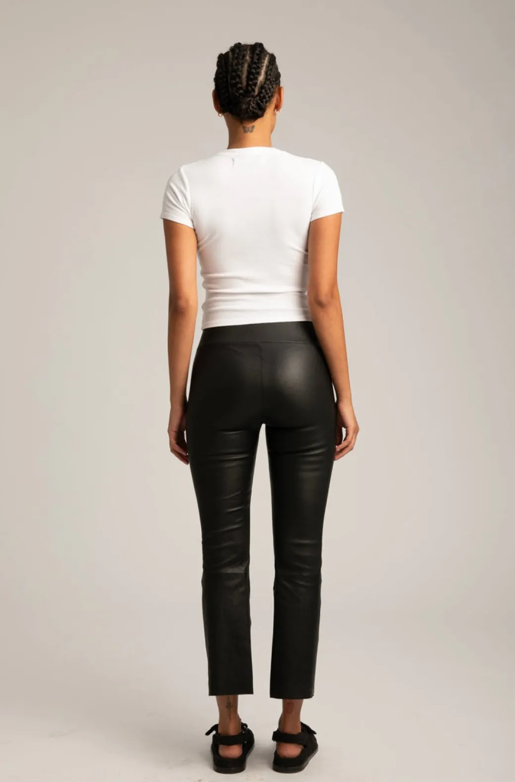 Cropped Flare Leather Leggings in Black