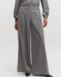 Eva Pant with Tux Pleat in Heather Grey