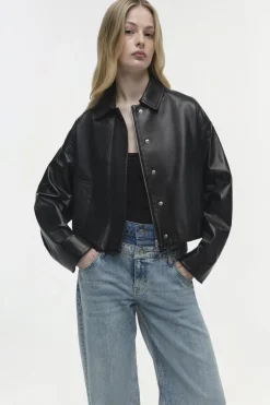 Everli Cropped Leather Jacket in Black