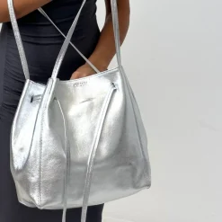 Florence Tote in Silver Metallic