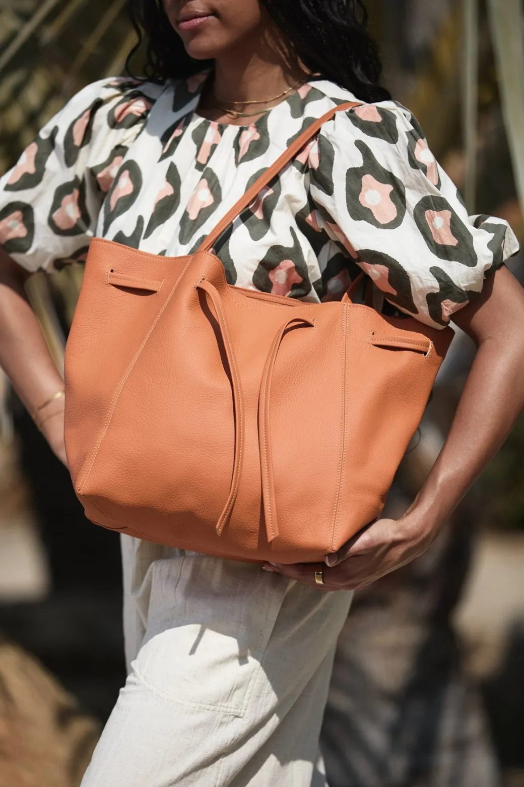 Florence Tote in Tangelo