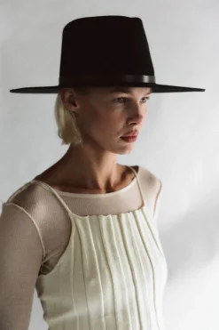 Harley Hat in Deep Navy