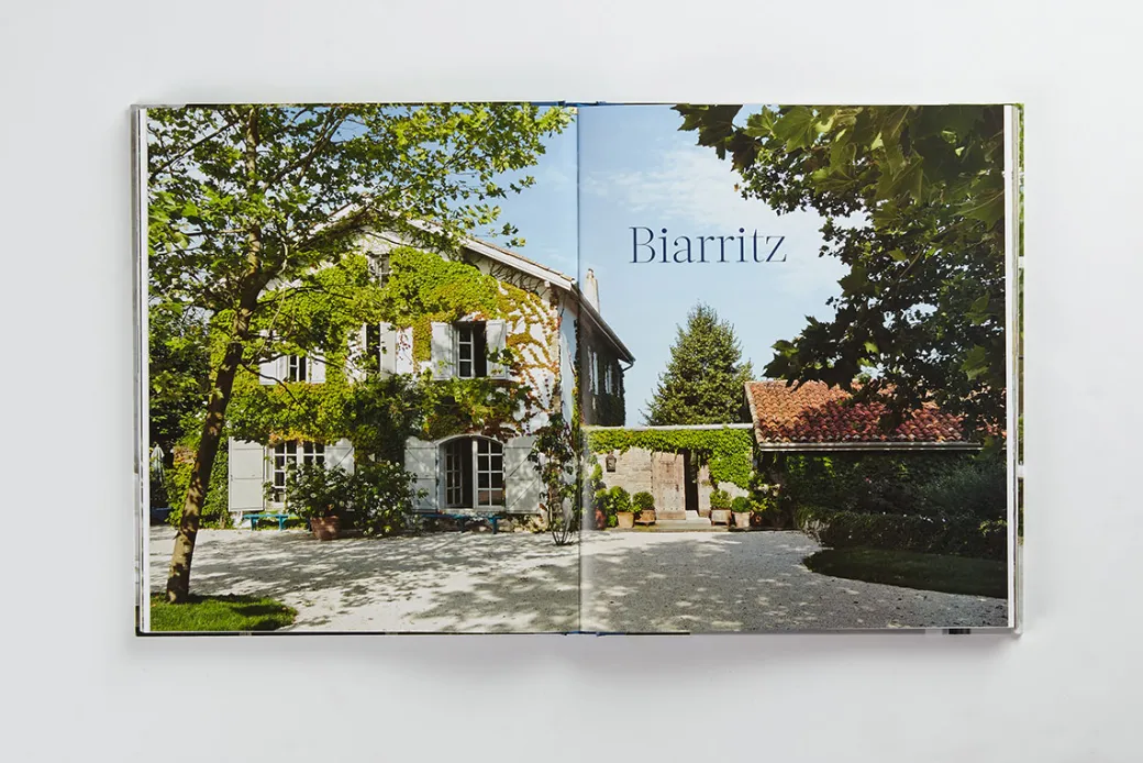 Isabel López-Quesada At Home