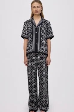 Koda Button Down Shirt in Black