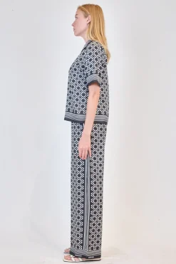 Koda Button Down Shirt in Black