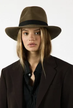 Luca Wool Hat in Camel