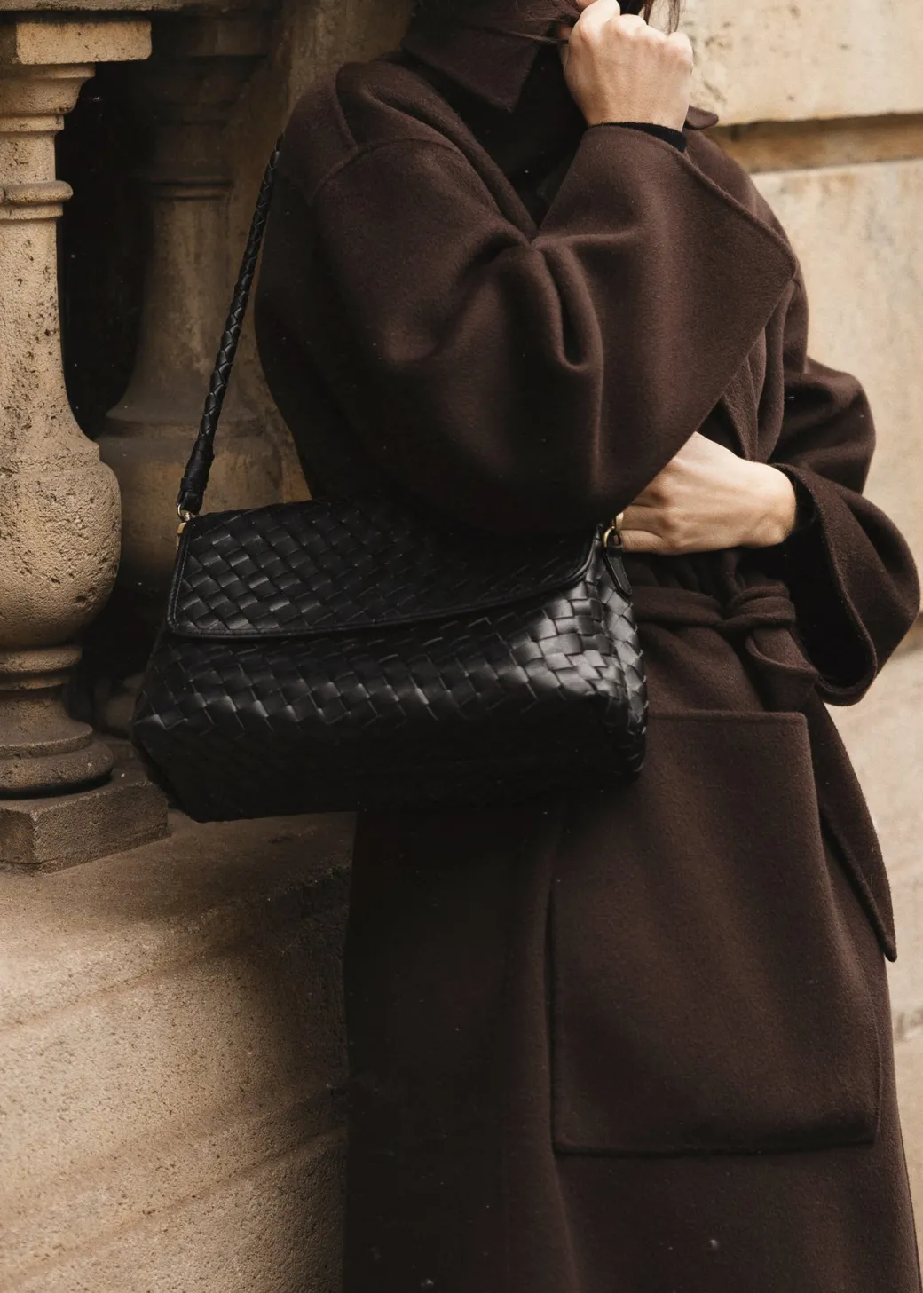 Madeleine Handbag in Black