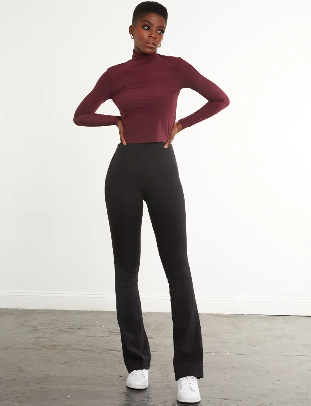 Neoprene Flare Leggings in Black