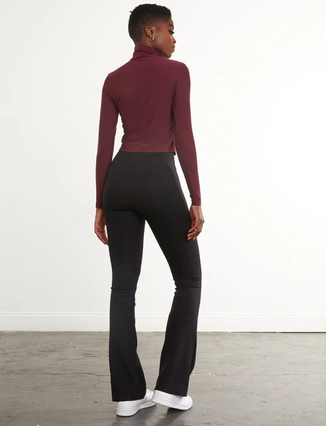 Neoprene Flare Leggings in Black