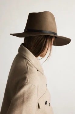 Olsen Wool Hat in Taupe