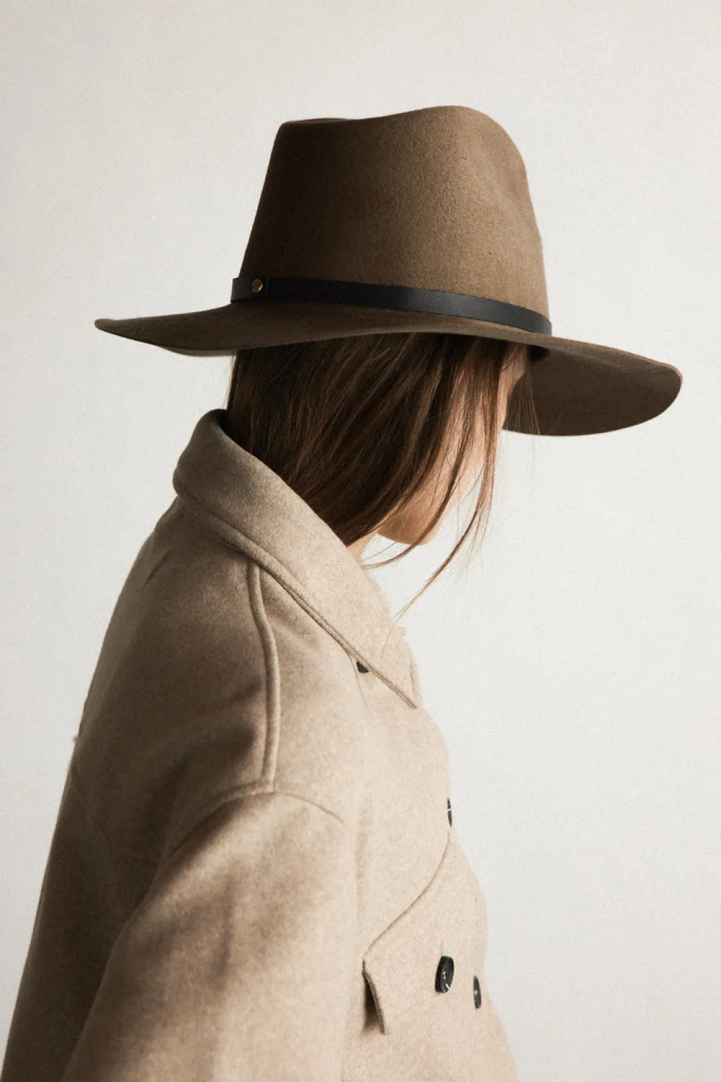 Olsen Wool Hat in Taupe