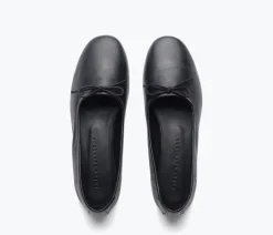 Roma Flat in Black
