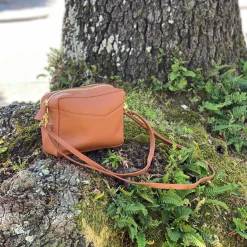 Rome Crossbody Bag in Maple