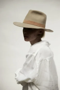 Ross Hat in Clay
