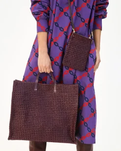 Simple Tote in Plum Rattan