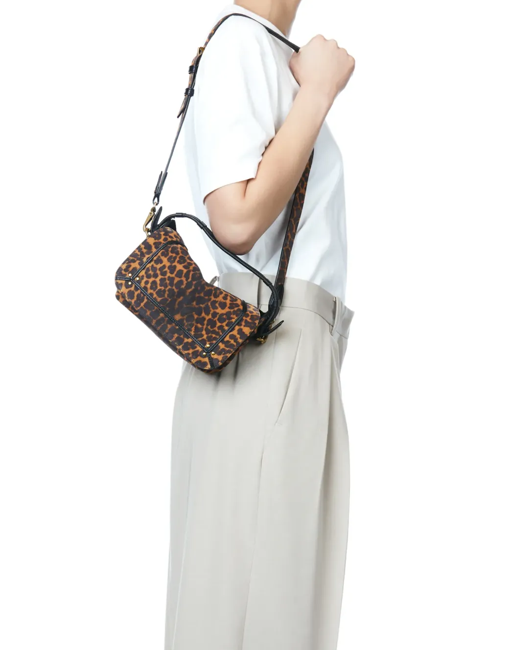 Small Pepito Handbag in Leo Chamois