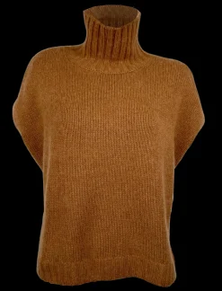T Neck Gilet in Vicuna