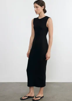 Textured Rib Sleeveless Maxi in Black