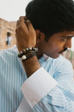 Vanya Leather Wrap Bracelet in Black