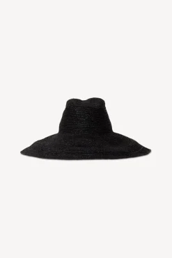 Waverly Hat in Black