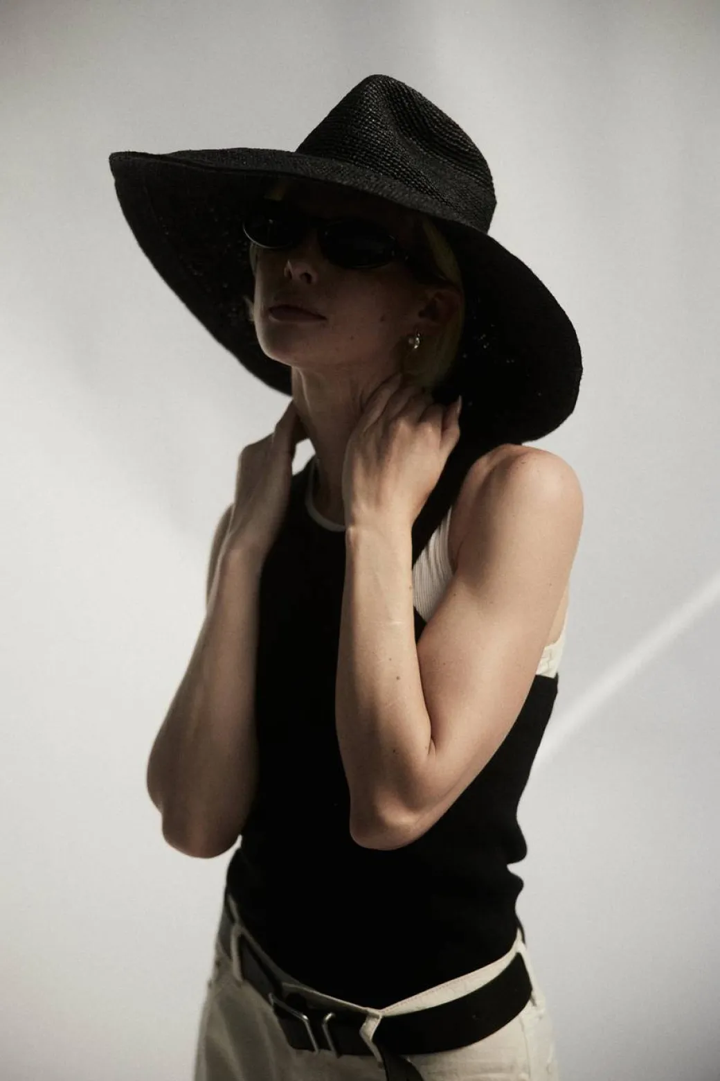 Waverly Hat in Black