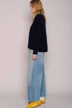 Wide Cashmere Pullover in Navy