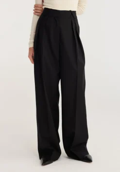 Wide Leg Trousers in Noir